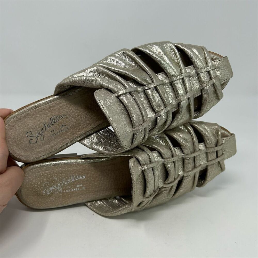 Seychelles Gold Metallic Leather Strappy Slip On Sandals Size 8 Casual Flat - Picture 10 of 12